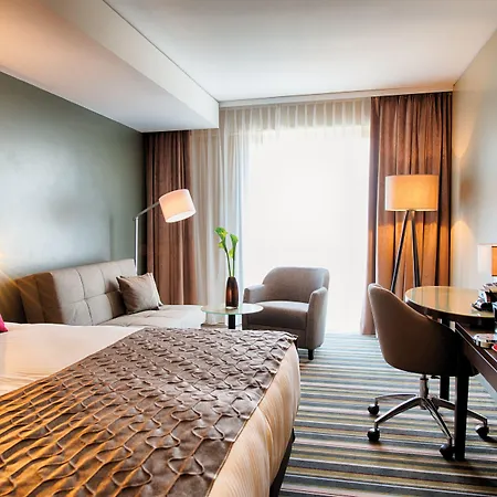 Отель Leonardo Royal 4*
