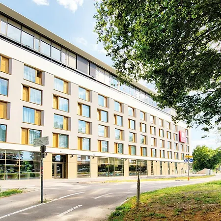 Leonardo Royal 4* Ulm