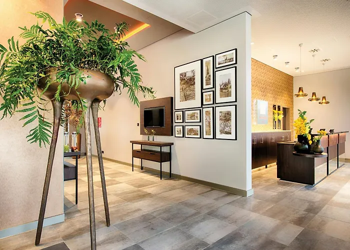 Hotel Leonardo Royal 4*