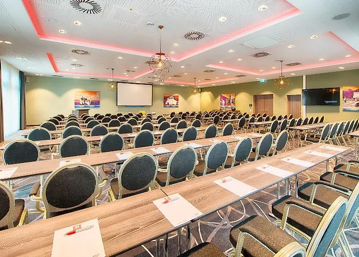 Hotel Leonardo Royal 4*